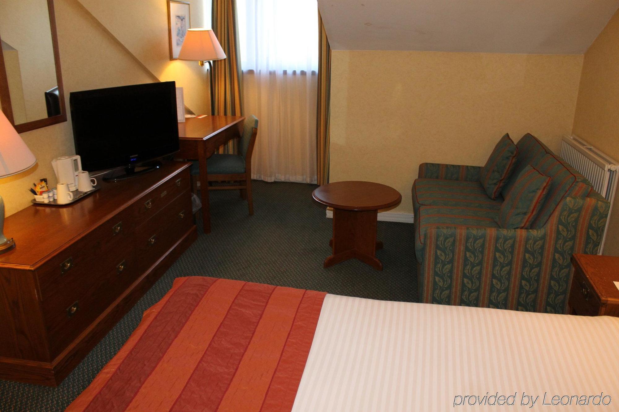 Holiday Inn Northampton West M1 Junc 16, An Ihg Hotel Flore Exteriör bild